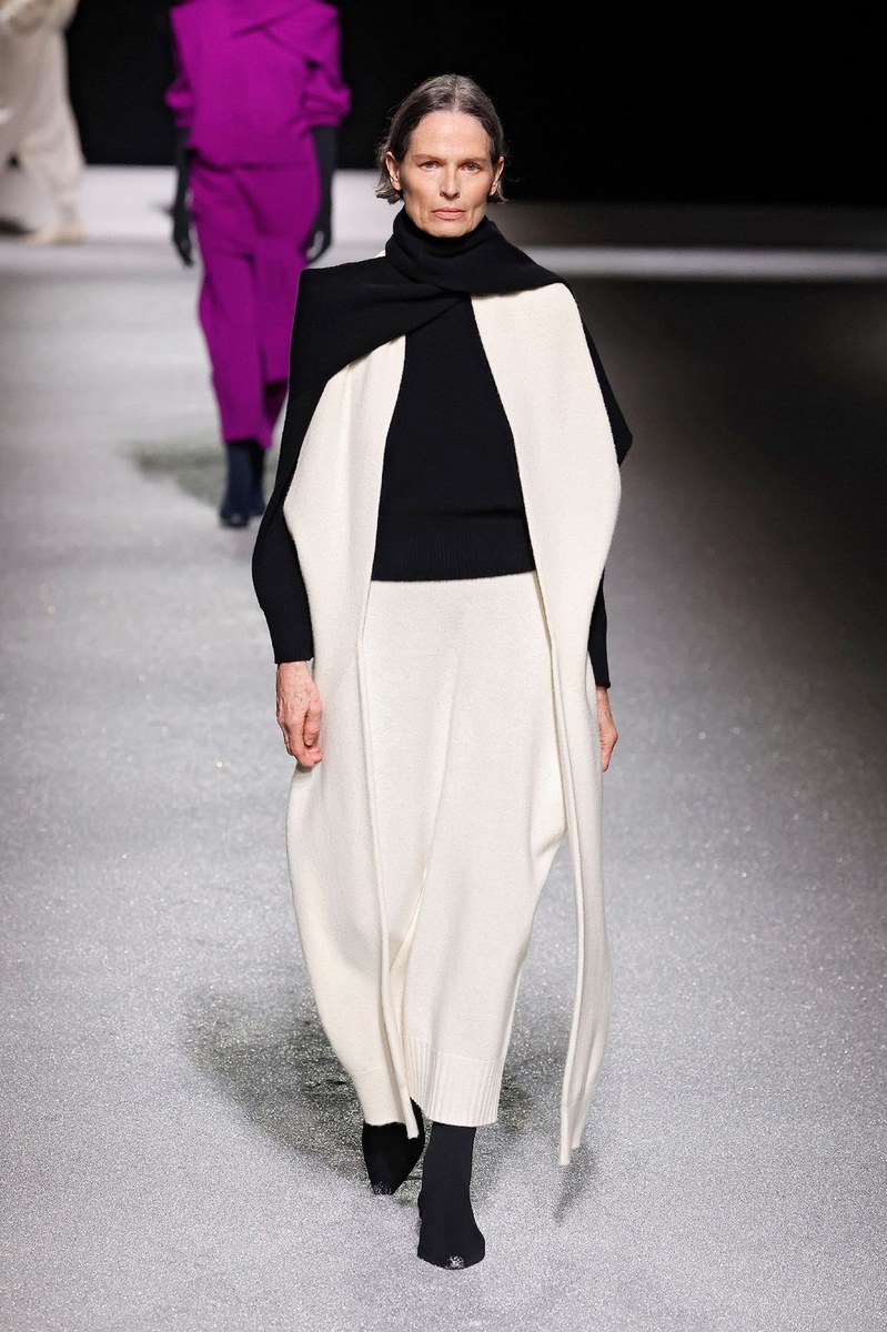Look 33