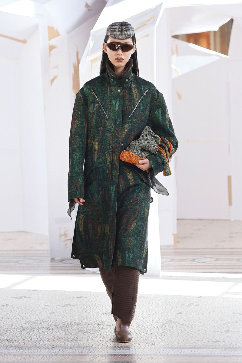 Look 5