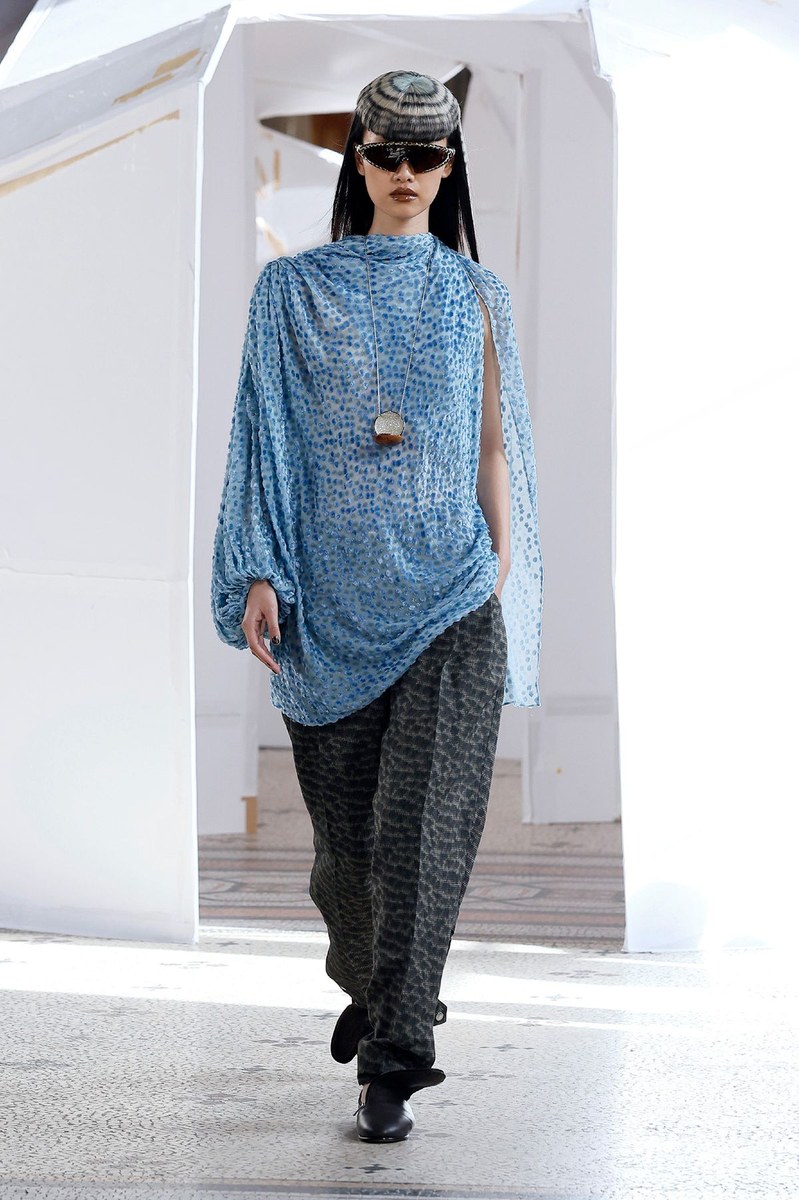 Look 9