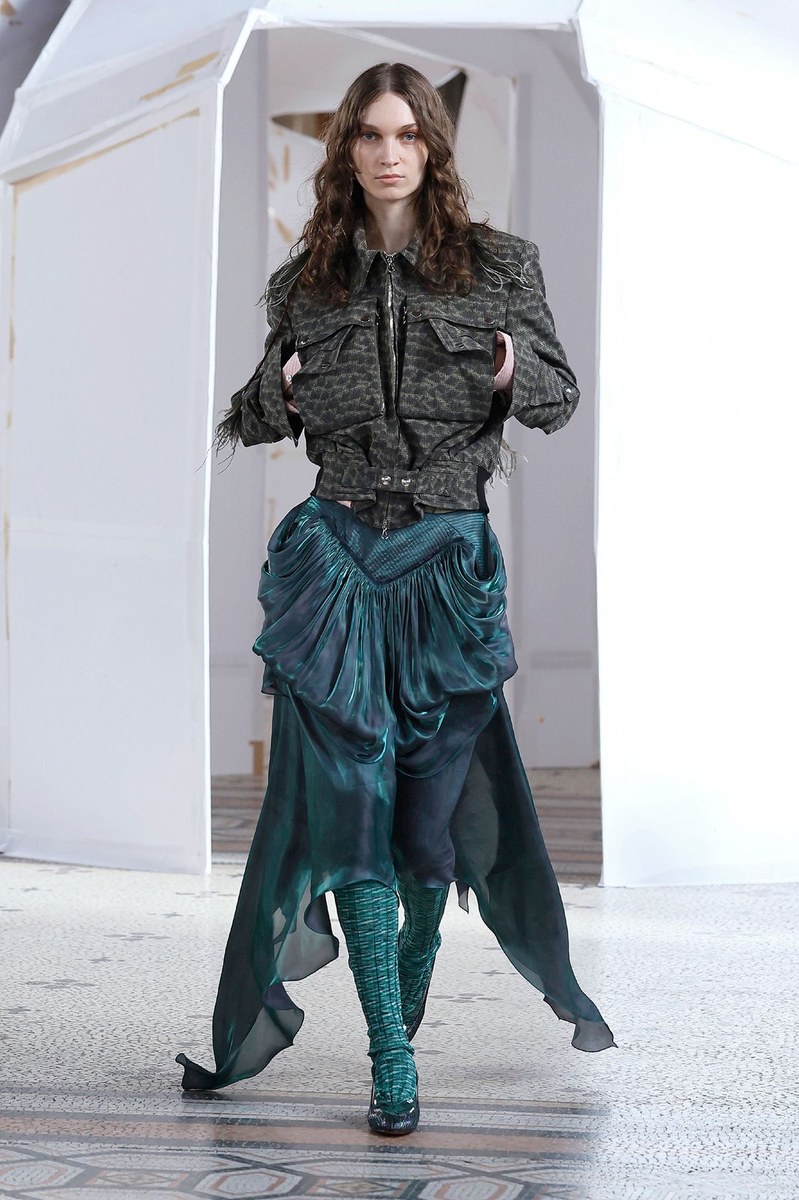 Look 11