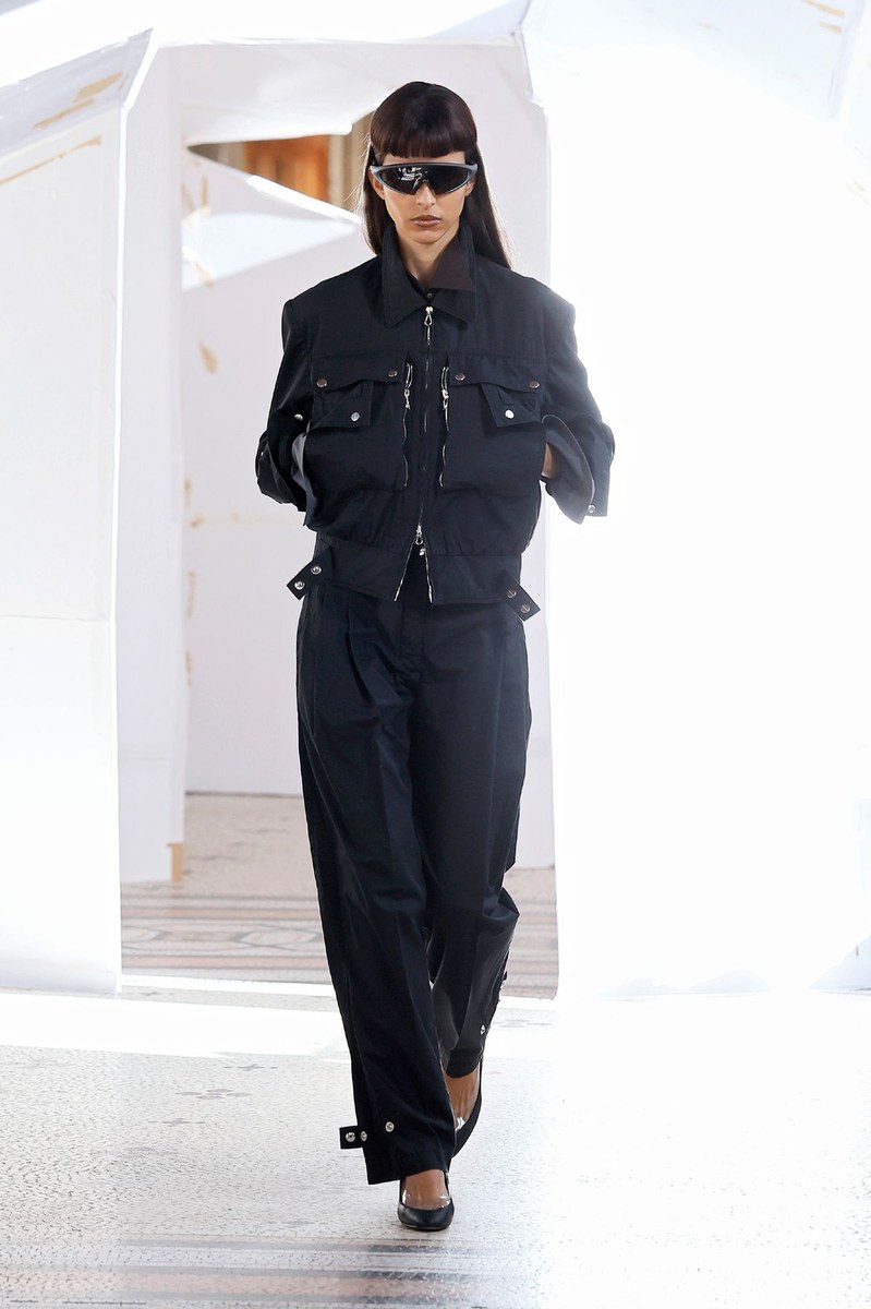Look 15