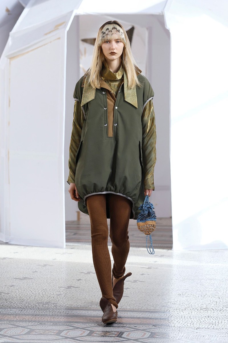 Look 27
