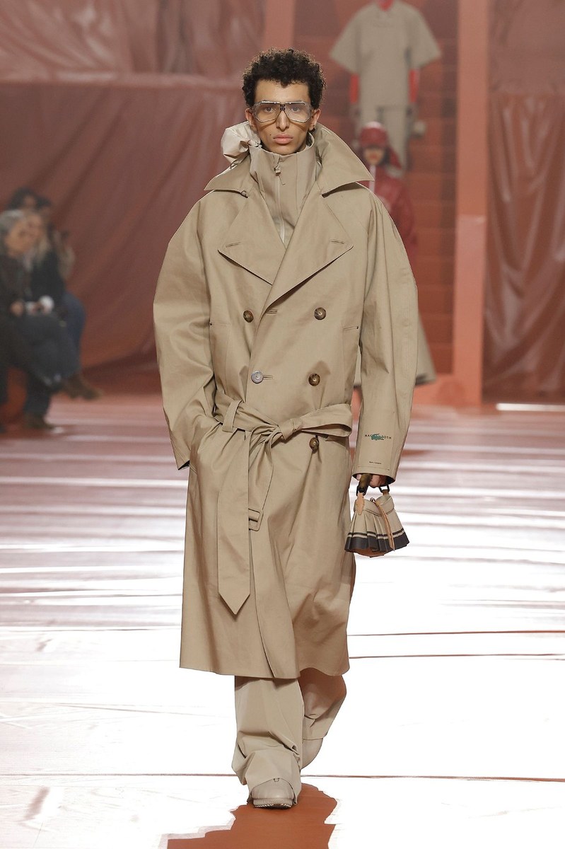 Look 3