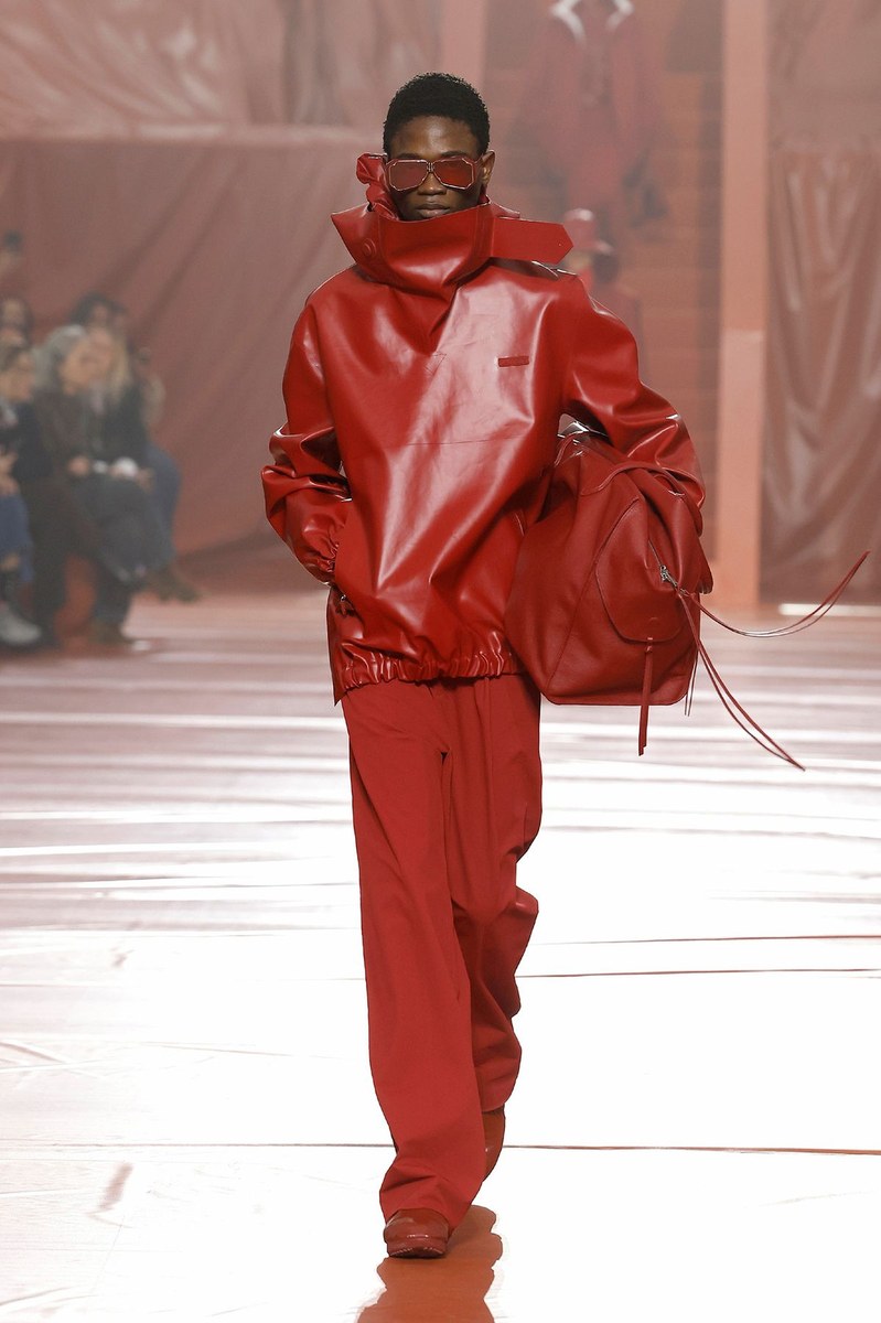 Look 10