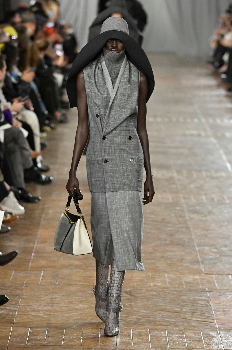 Look 2