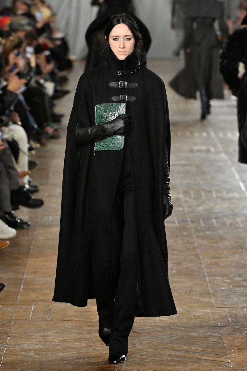 Look 7
