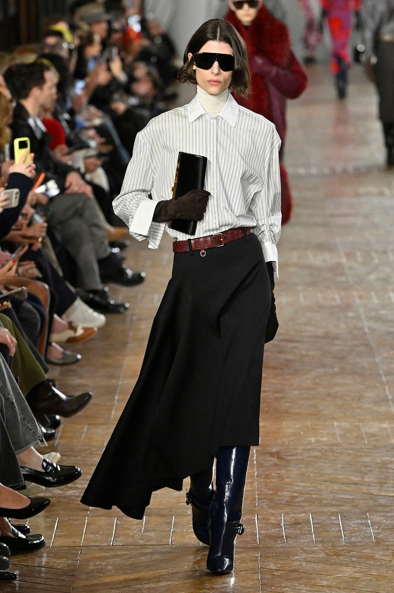 Look 30