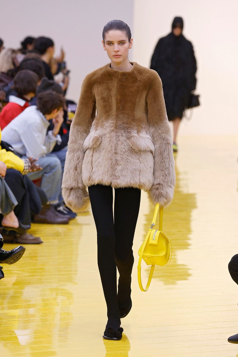 Look 8