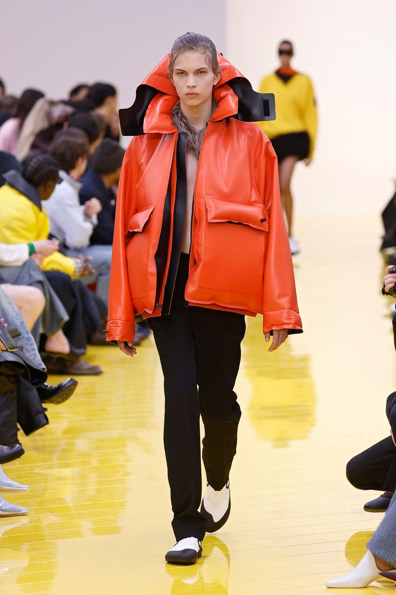 Look 12