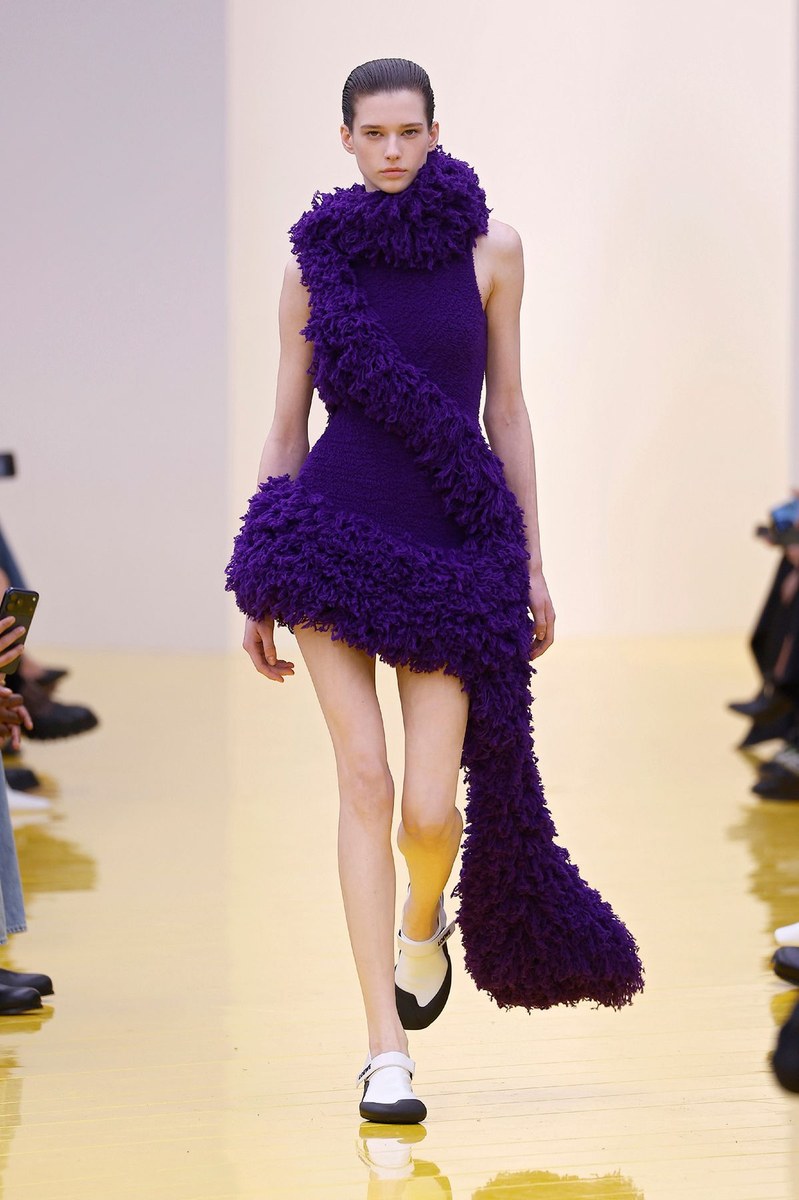 Look 17