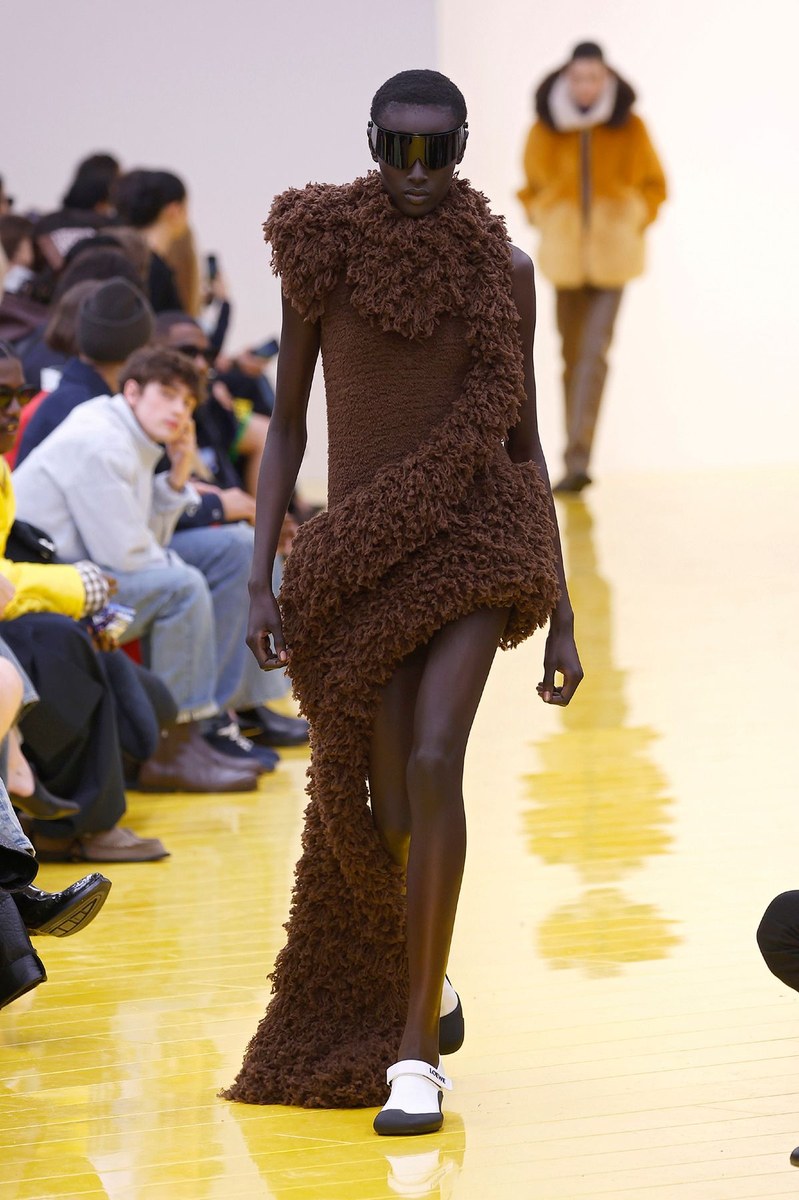 Look 19