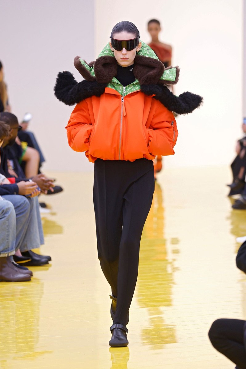 Look 29