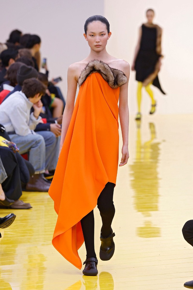 Look 32