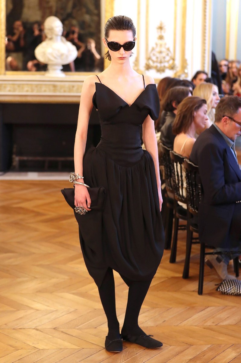 Look 18
