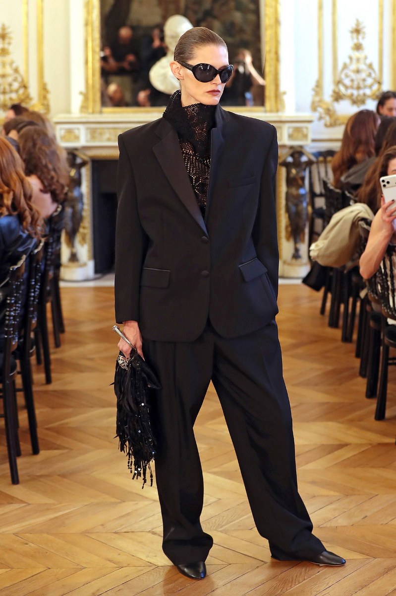 Look 27