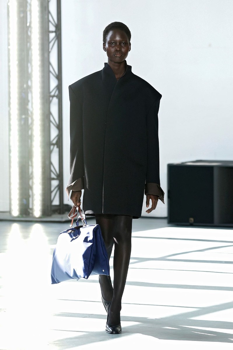 Look 4