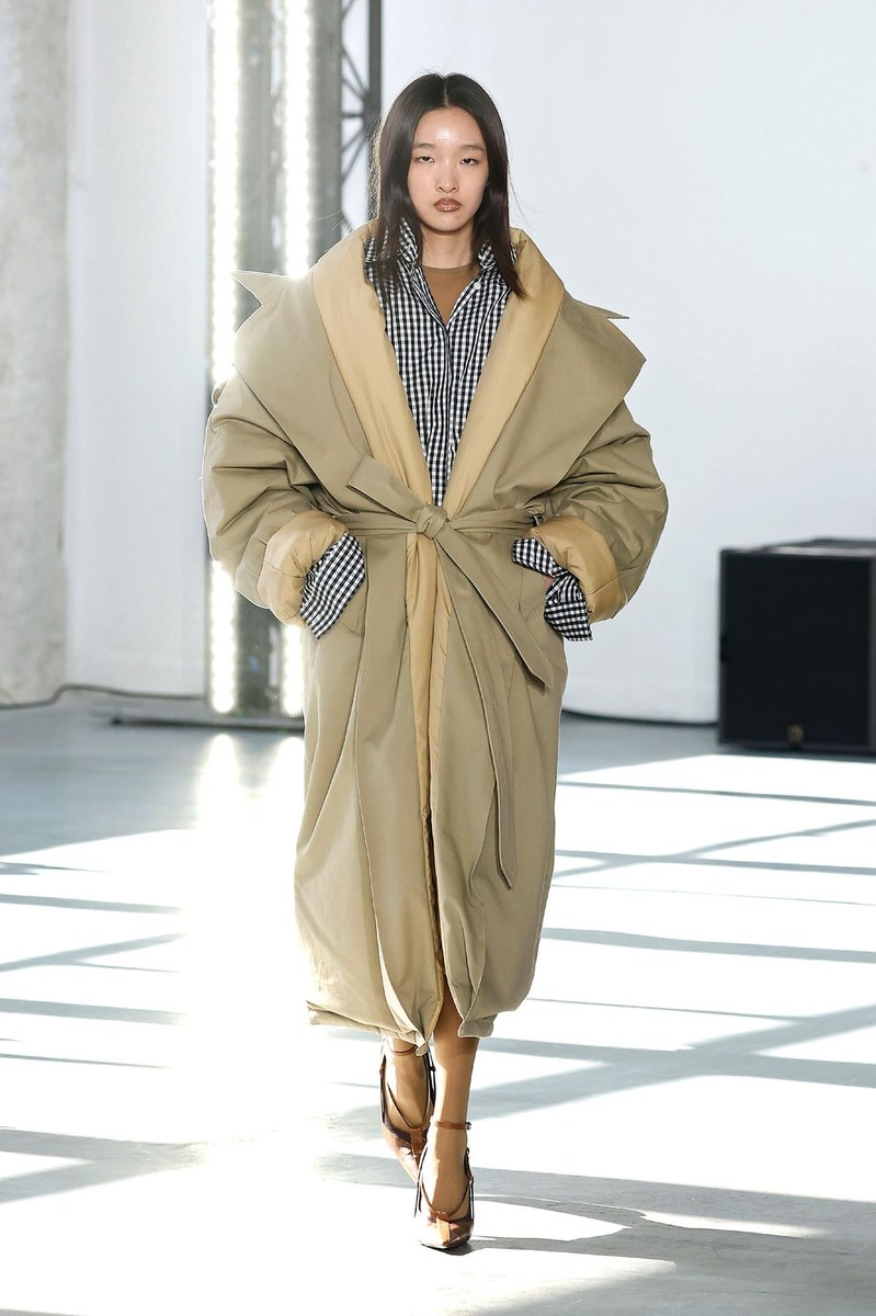 Look 15