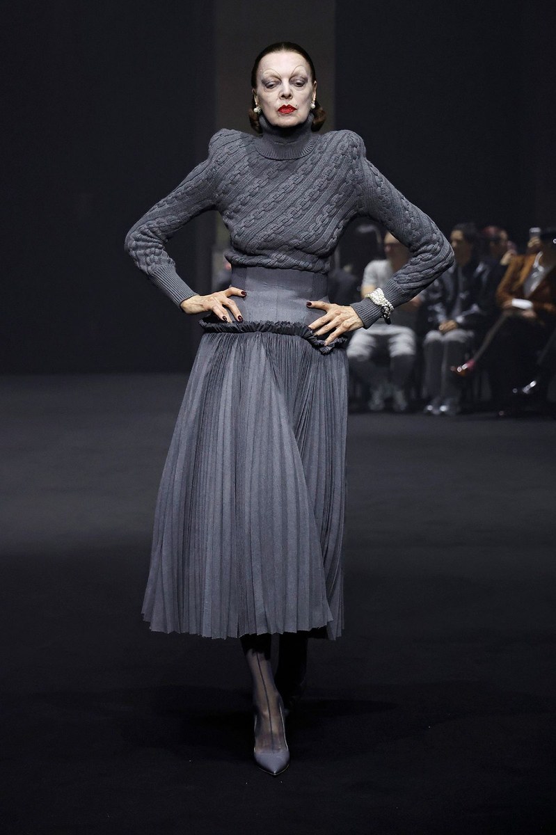 Look 6