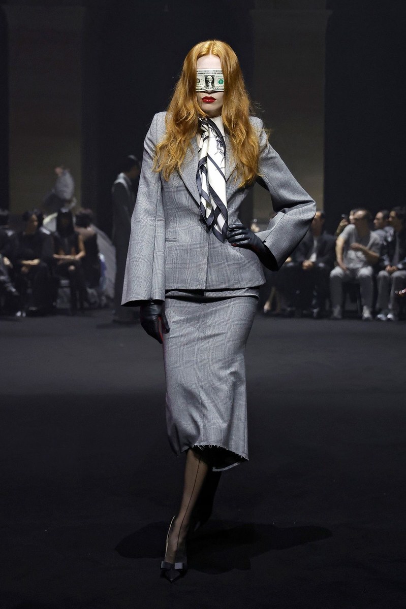 Look 23
