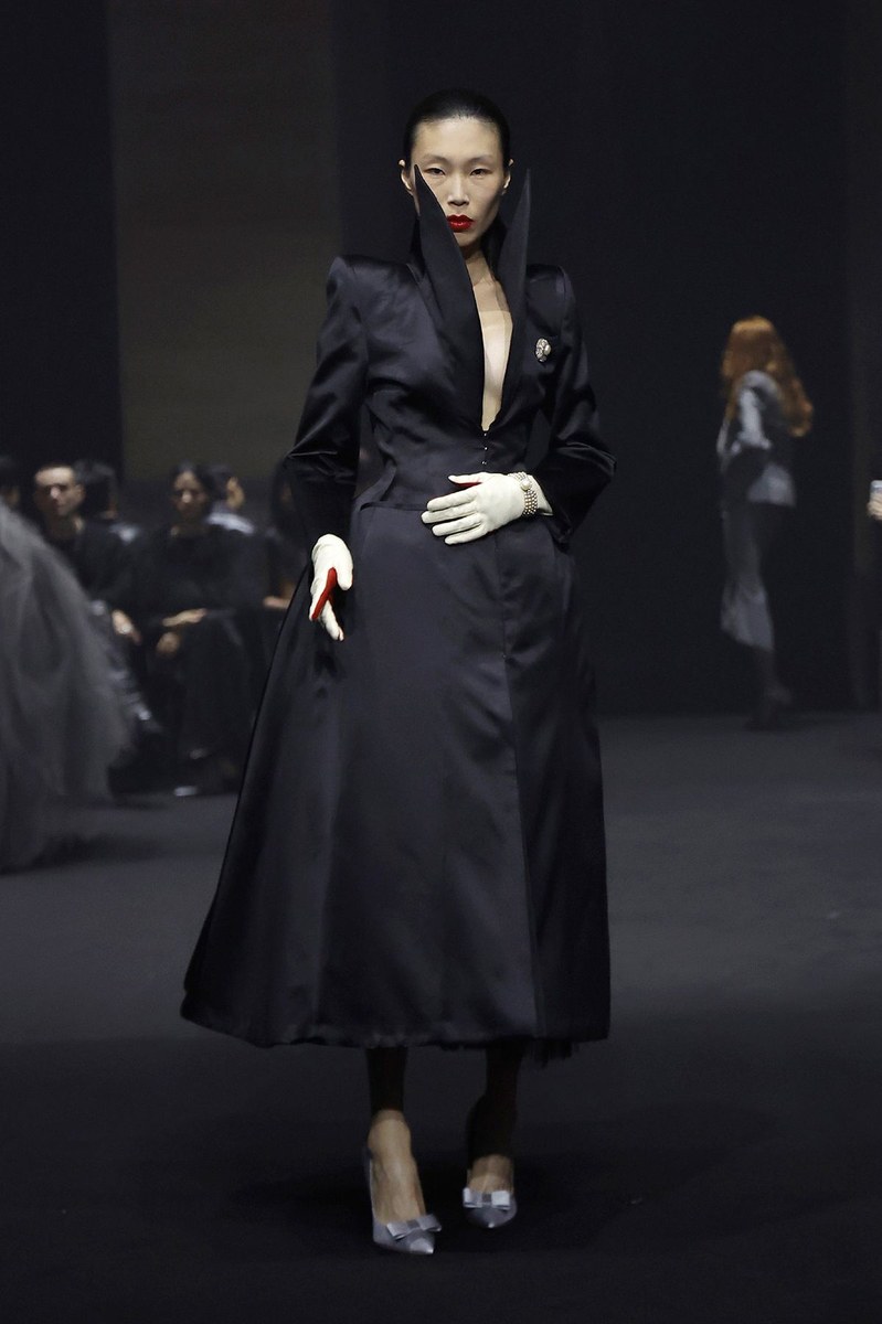 Look 25