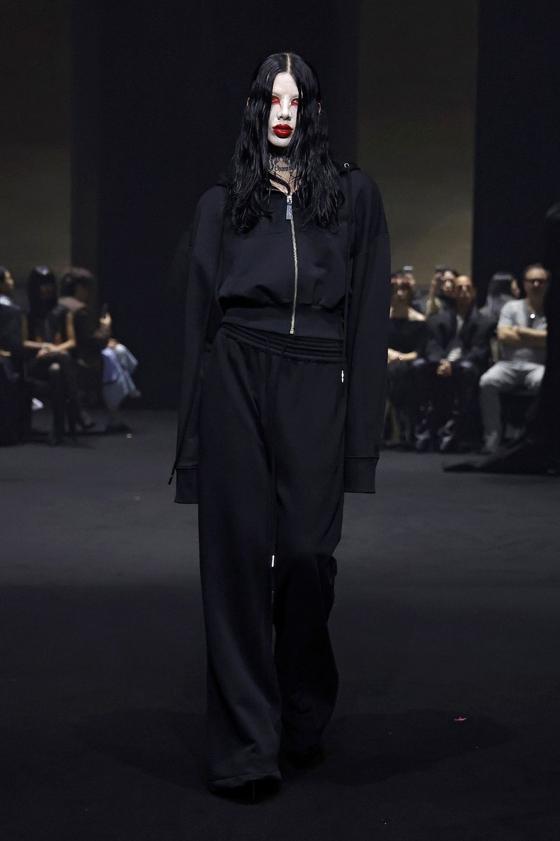Look 37