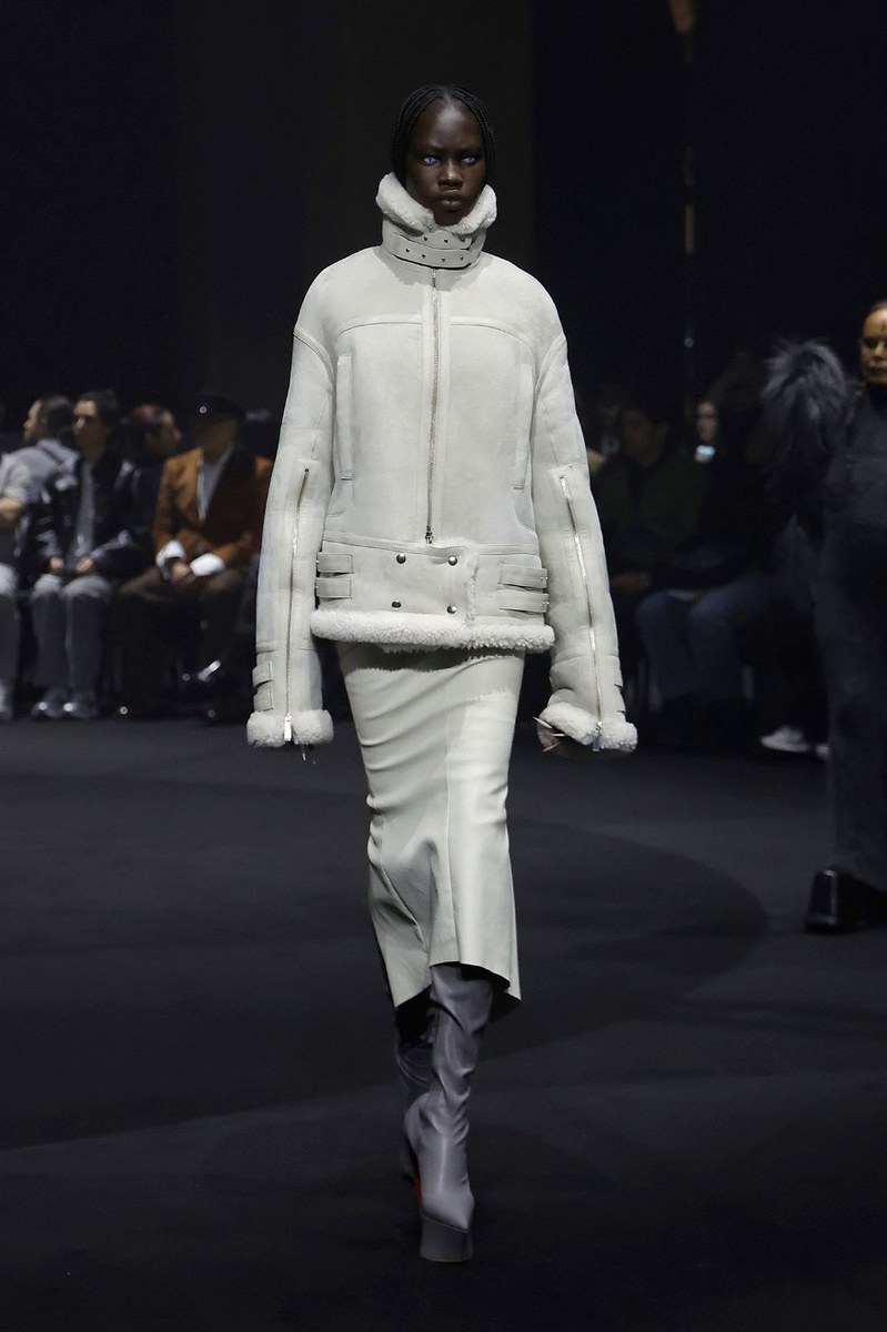 Look 44