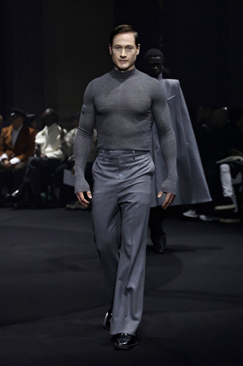 Look 46