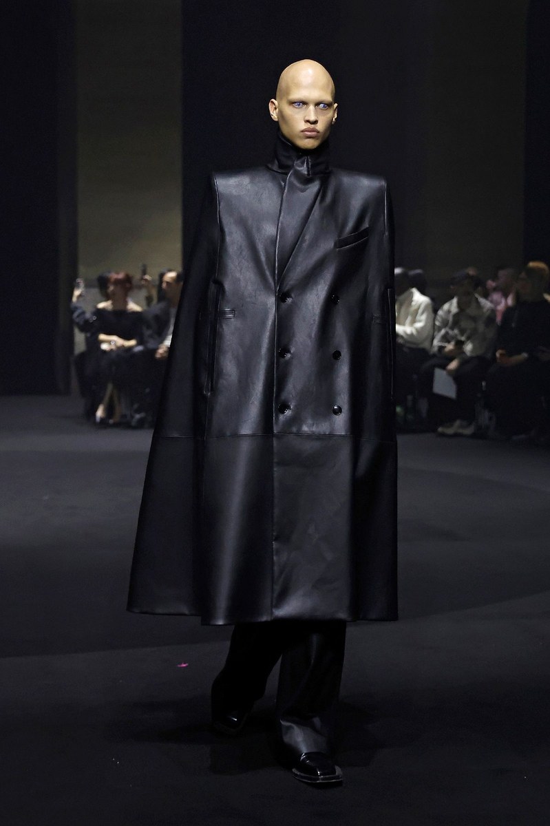 Look 50