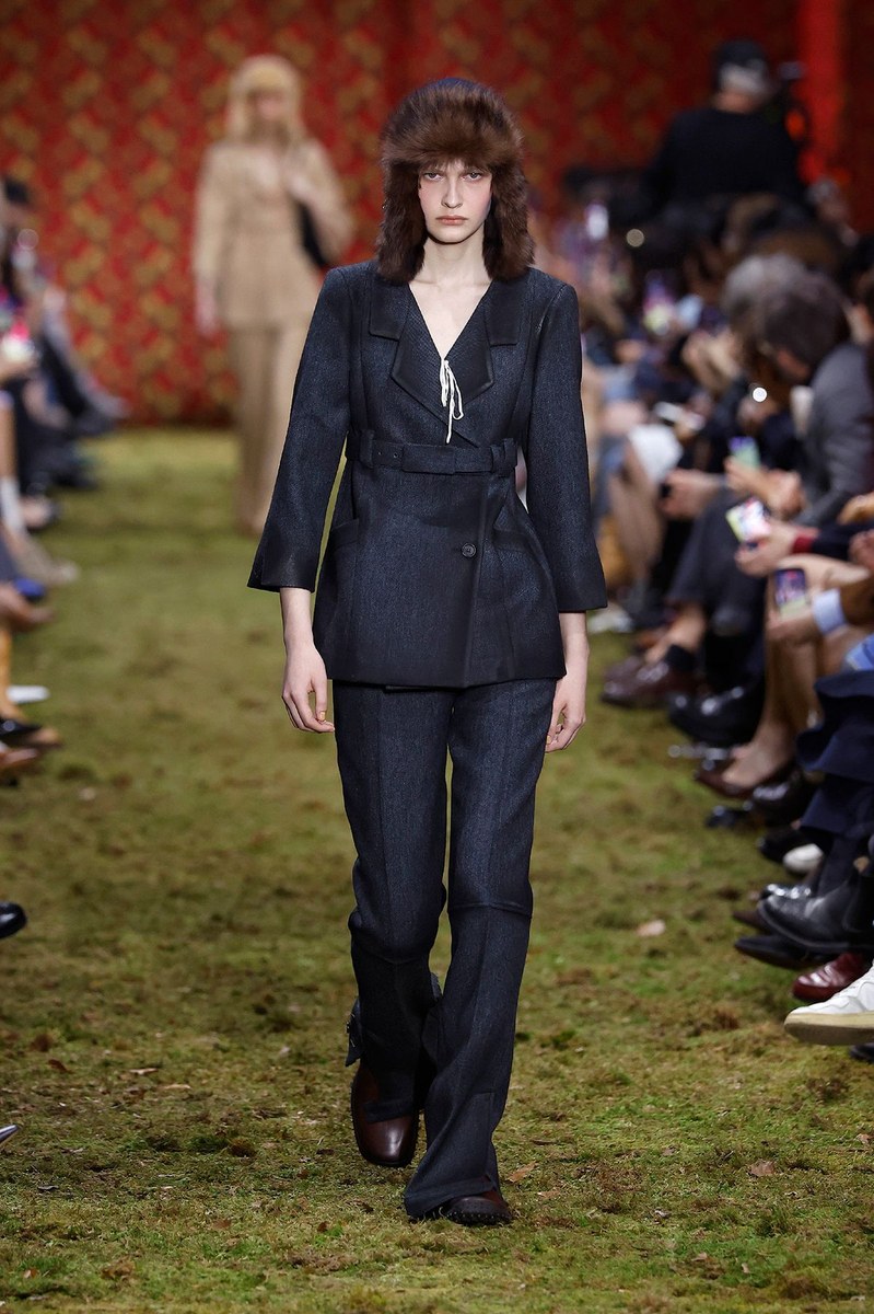 Miu Miu FW26 Women Looks Report