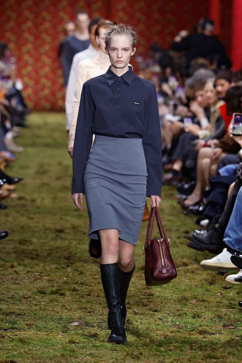 Look 19