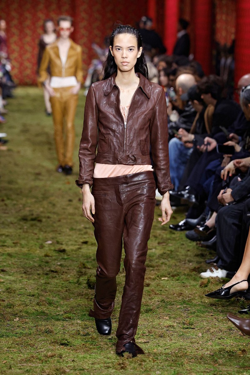 Look 24