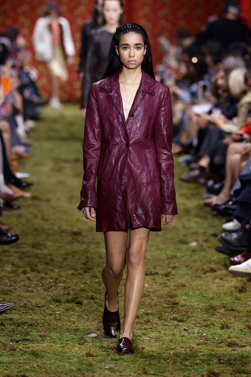 Look 27