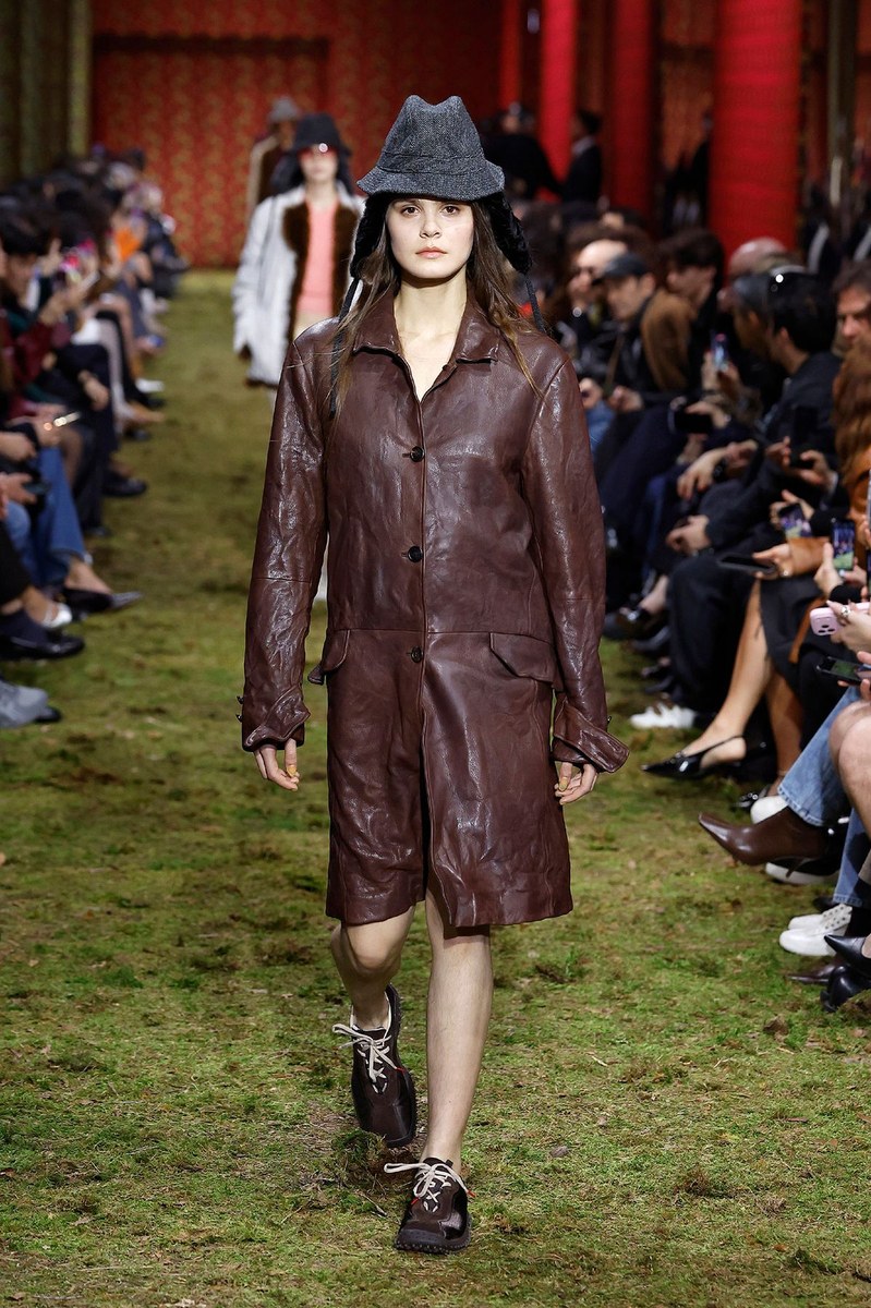 Look 30