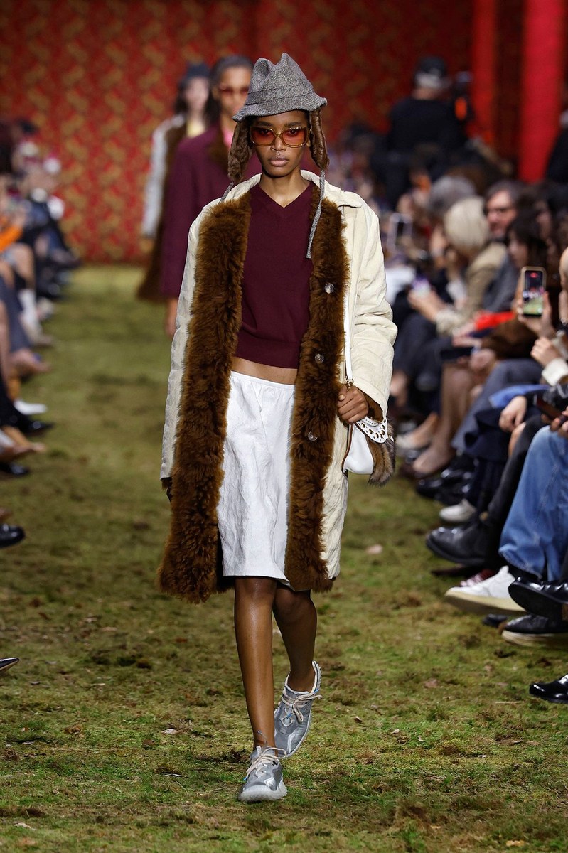 Look 32