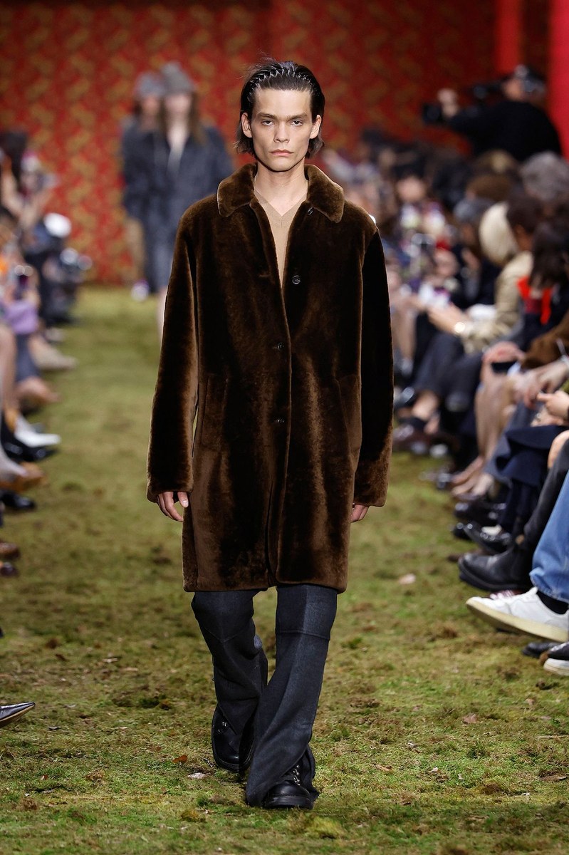 Look 54