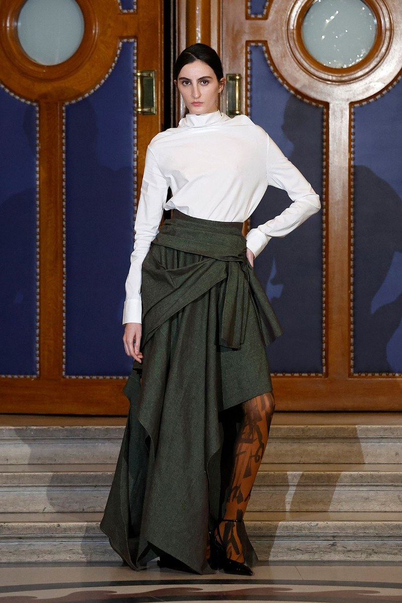 Look 25