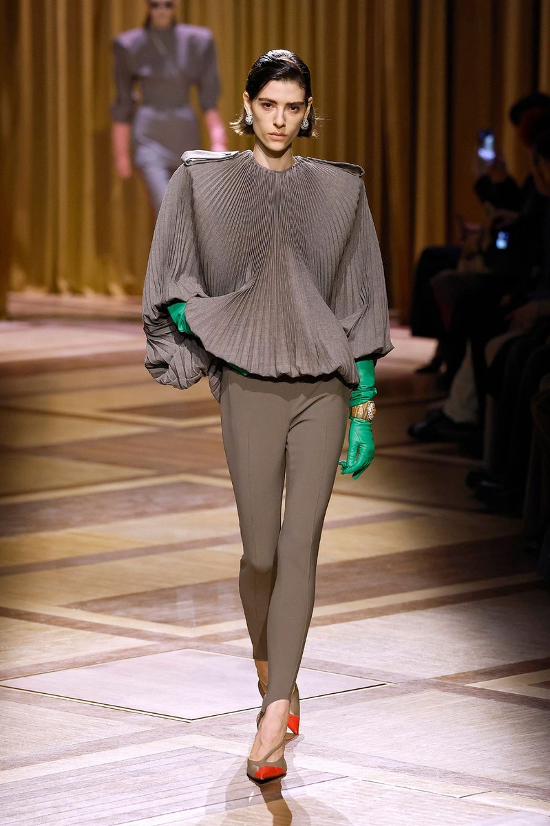 Look 4