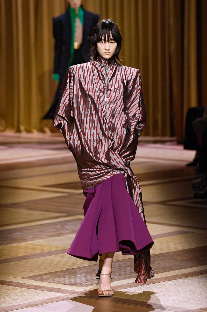 Look 9