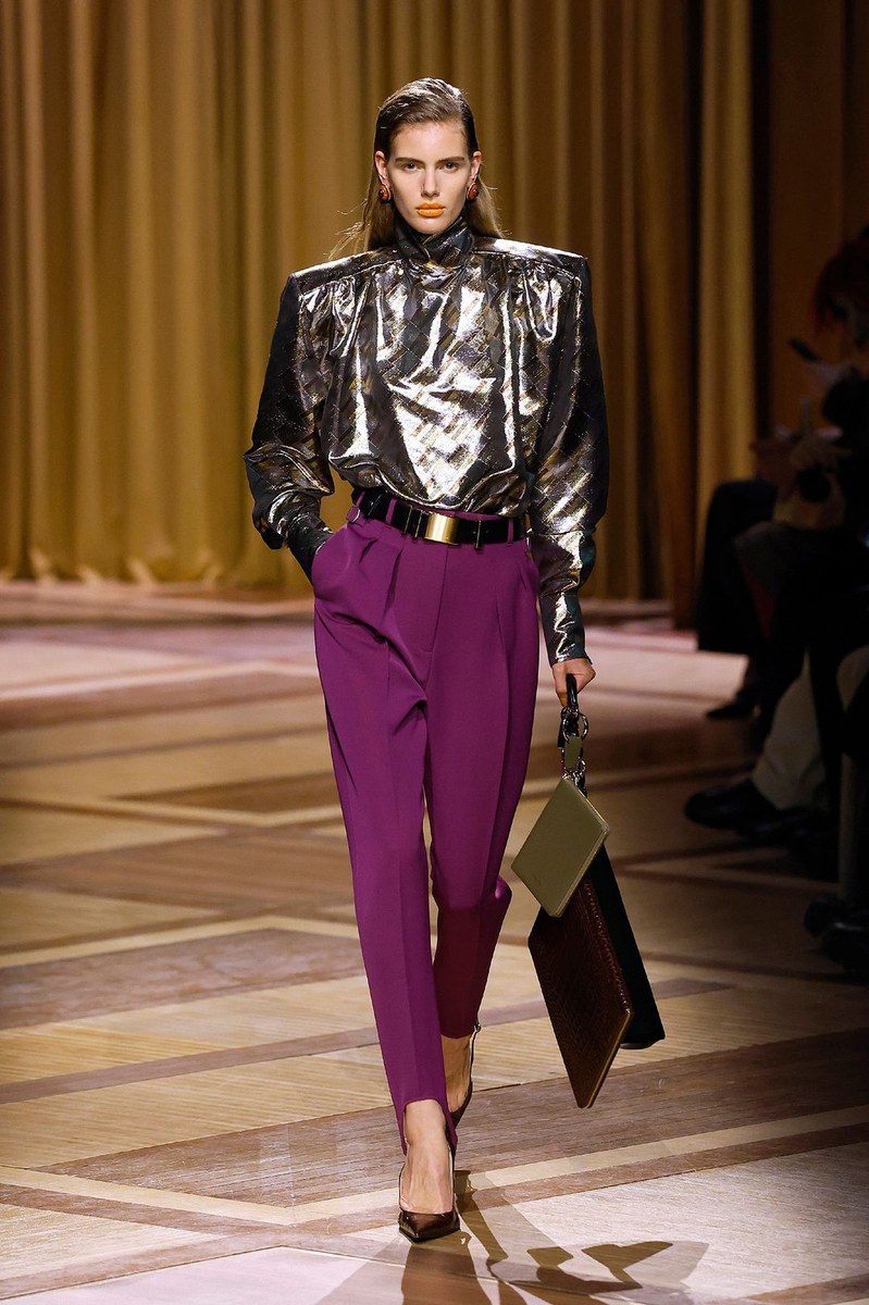 Look 11