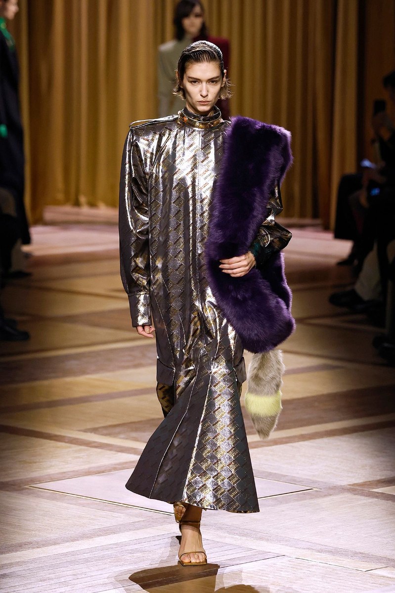 Look 13