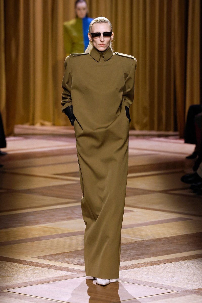 Look 37