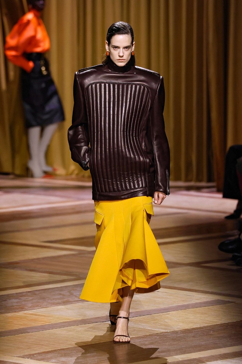 Look 44