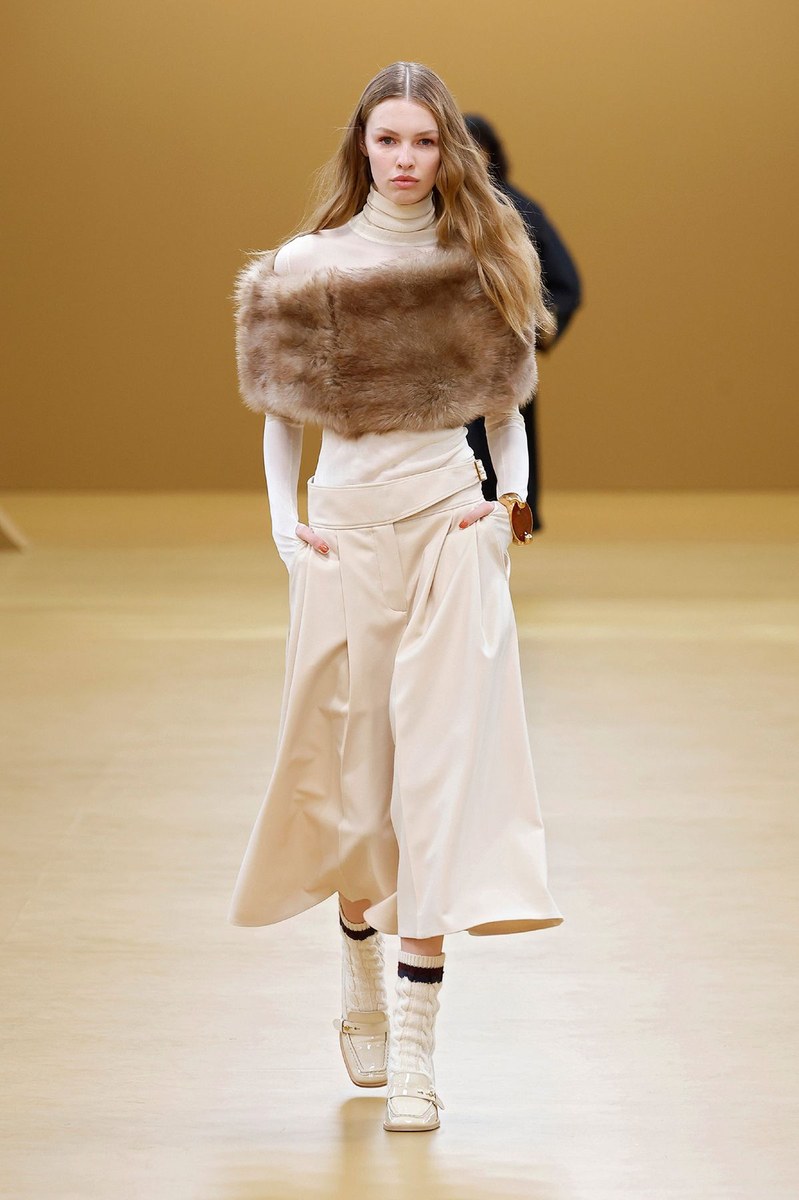 Look 4