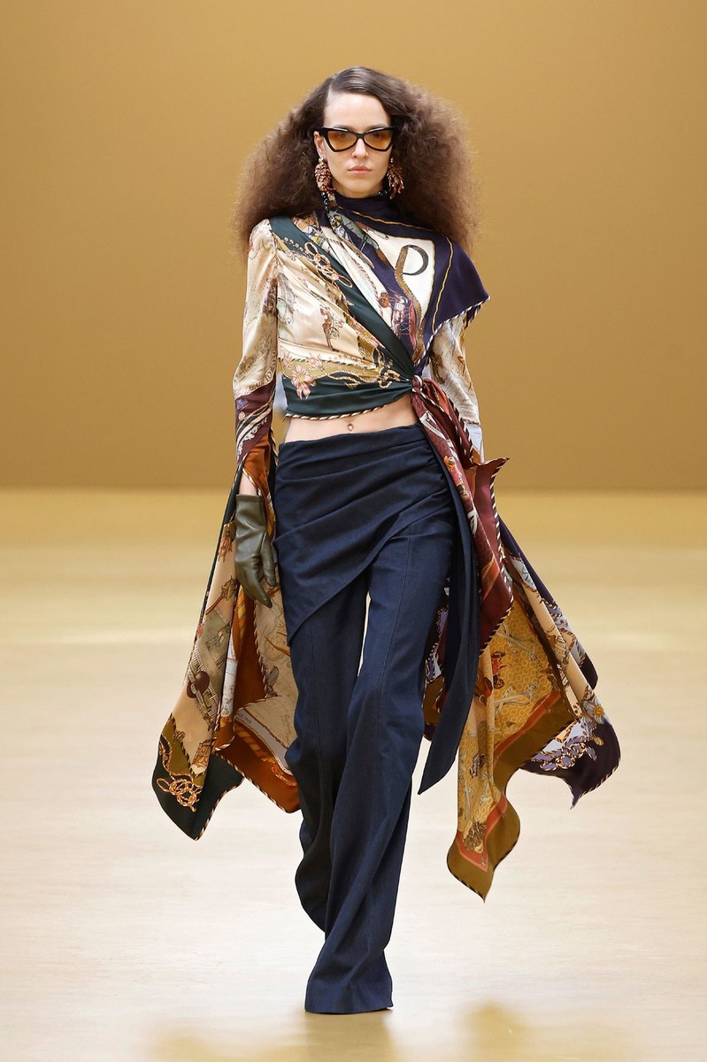 Look 7