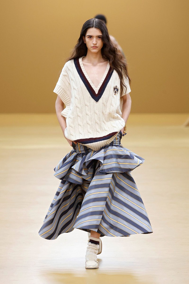 Look 8