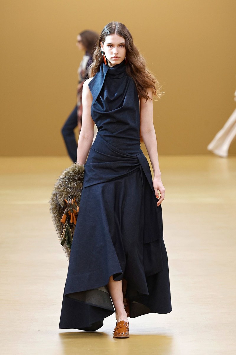 Look 11