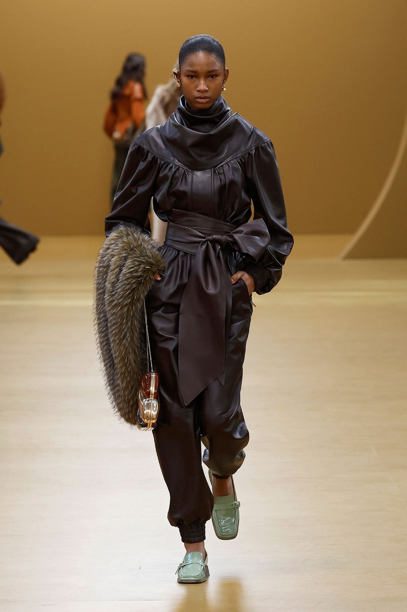 Look 26