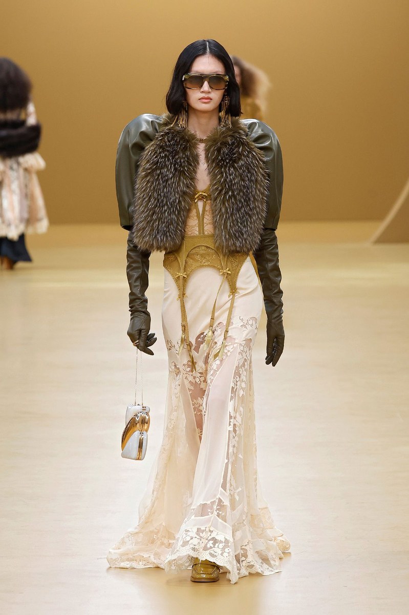 Look 33