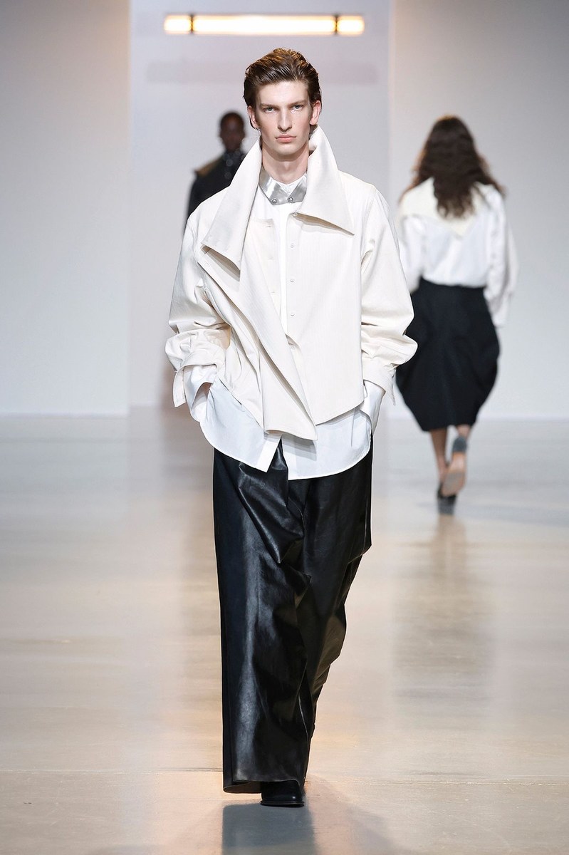Look 5