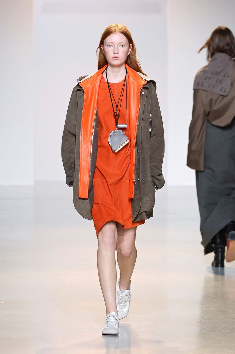 Look 9